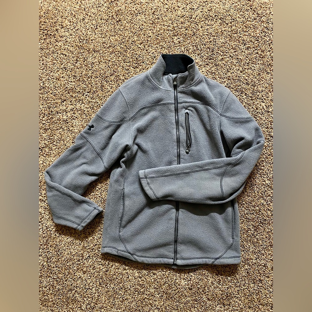 Men’s Small Gray Under Armour Zip Up Jacket